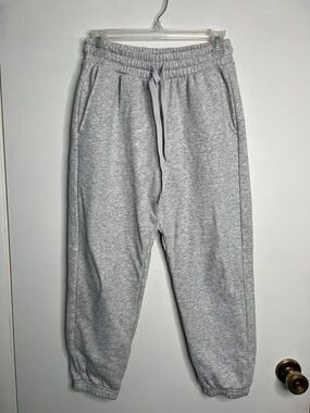 Fabletics Gray Jogger Sweatpants